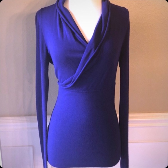 BCBGMaxAzria Tops - BCBGMaxAzria Sweater